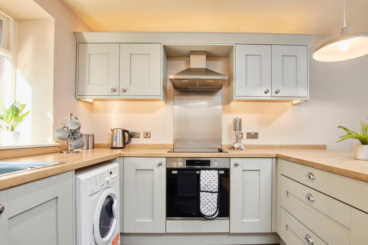 The Stunning Central Harrogate Abode - Sleeps 6 Екстериор снимка