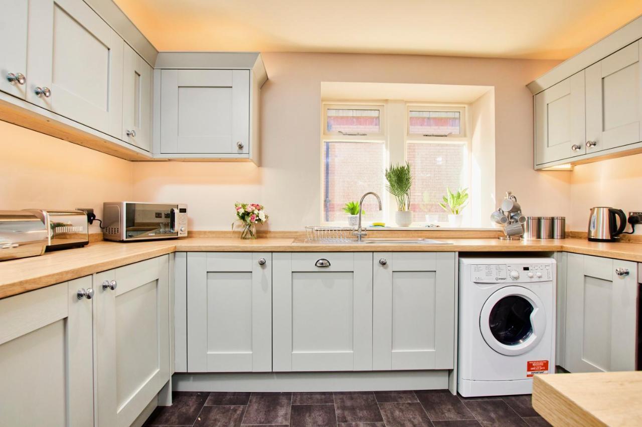 The Stunning Central Harrogate Abode - Sleeps 6 Екстериор снимка